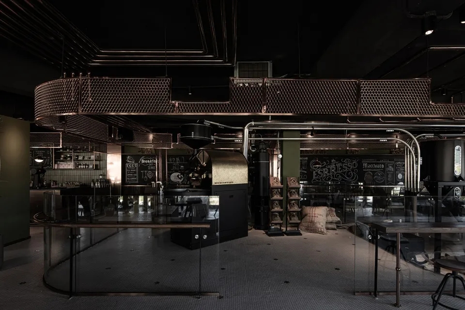 蒙山硬核的金属质感，让这个杭州餐饮空间设计绝了
